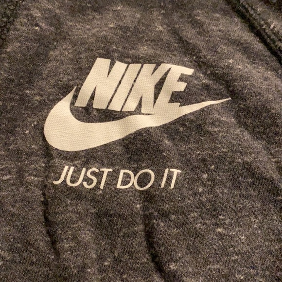 Nike pullover size M - Picture 2 of 4